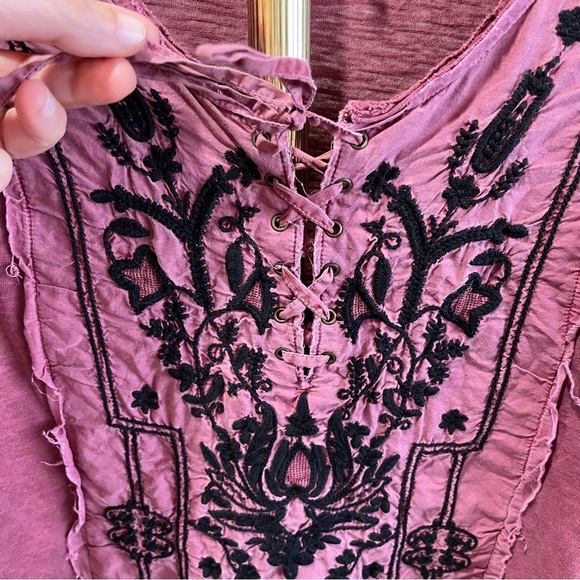 Free People Mauve Tunic with Black Embroidery Lace Up Raw Hem Festival Boho - Picture 6 of 9